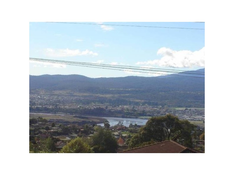 New World Avenue, Trevallyn TAS 7250