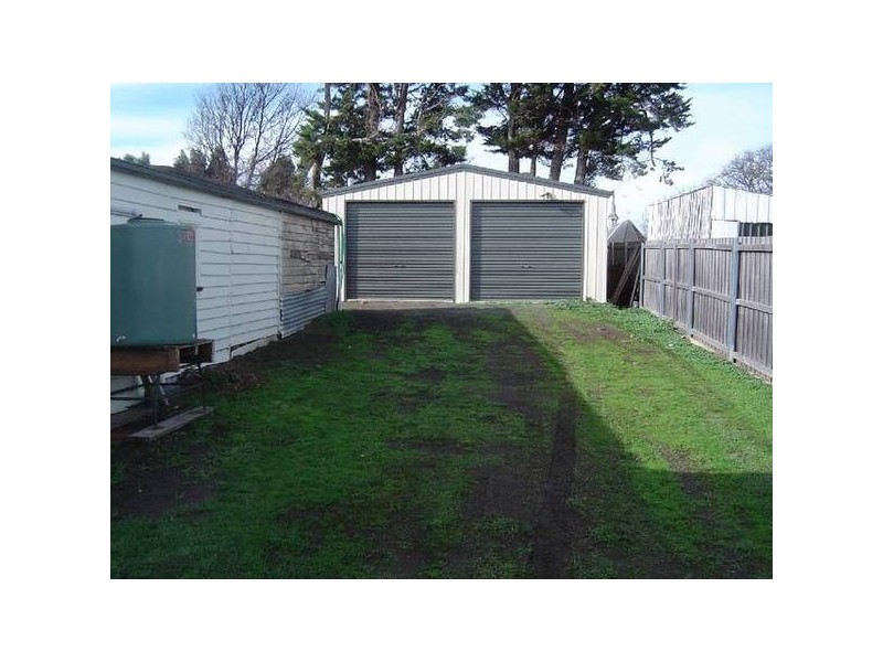 19 Charles Street, Cressy TAS 7302