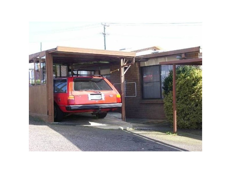 2/5 Collins Street, South Launceston TAS 7249