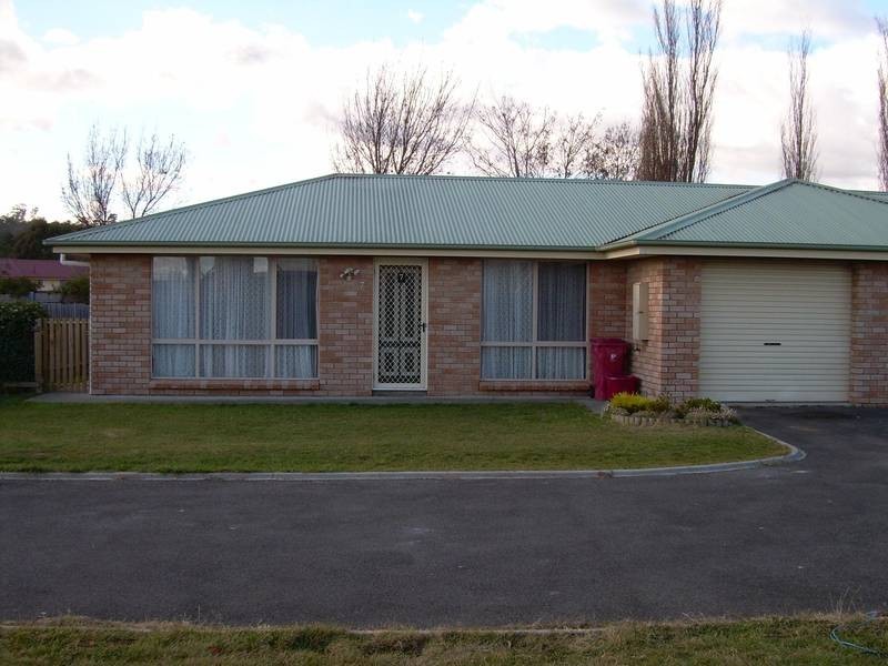 7/22 Calais Street, Mowbray TAS 7248