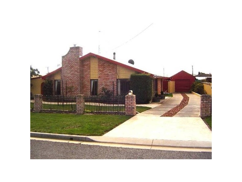 64. Bulwer St., Longford TAS 7301
