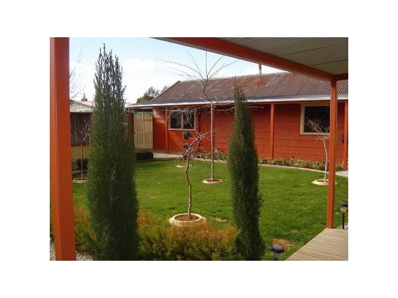 64. Bulwer St., Longford TAS 7301