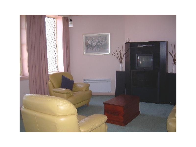 5 St Johns Crescent, Launceston TAS 7250