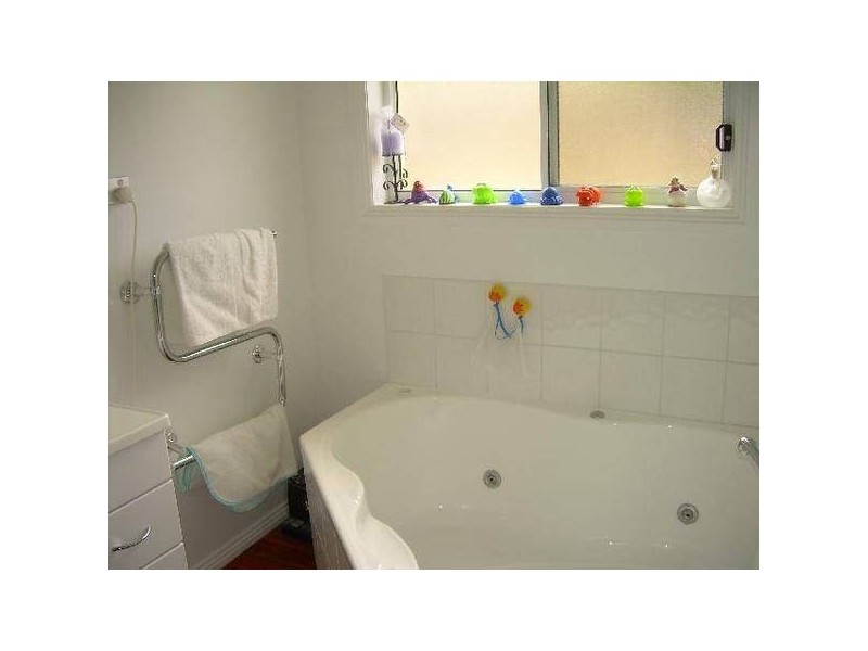 56. Poplar Parade., Youngtown TAS 7249