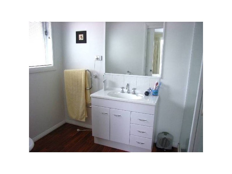 56. Poplar Parade., Youngtown TAS 7249
