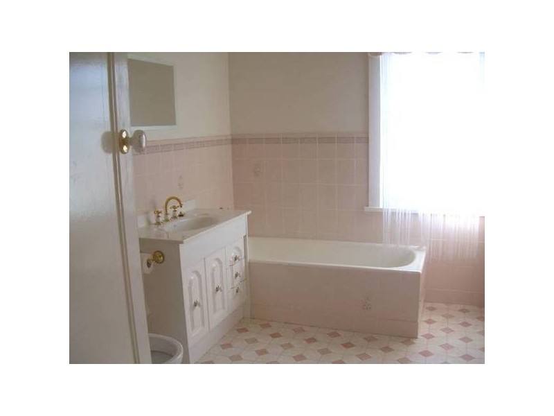 33 Robin Street, Newstead TAS 7250