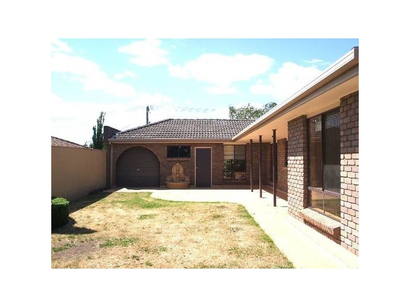 8 Kestrel Crt., Riverside TAS 7250