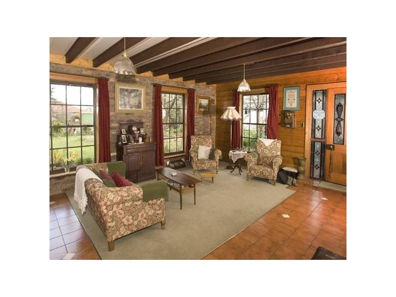 1 Walnut Grove, Summerhill TAS 7250