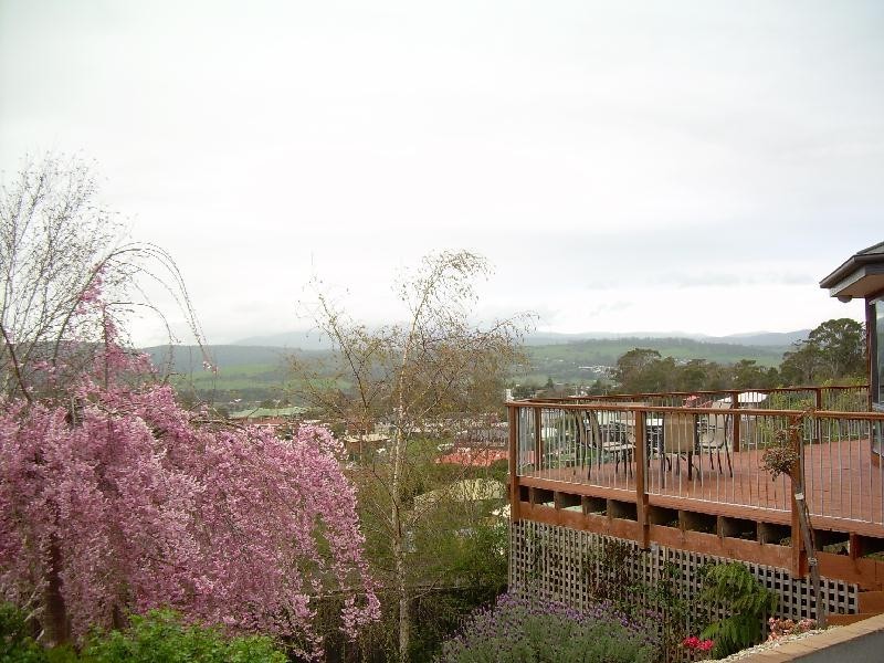 8 Kintail Crescent, Newstead TAS 7250