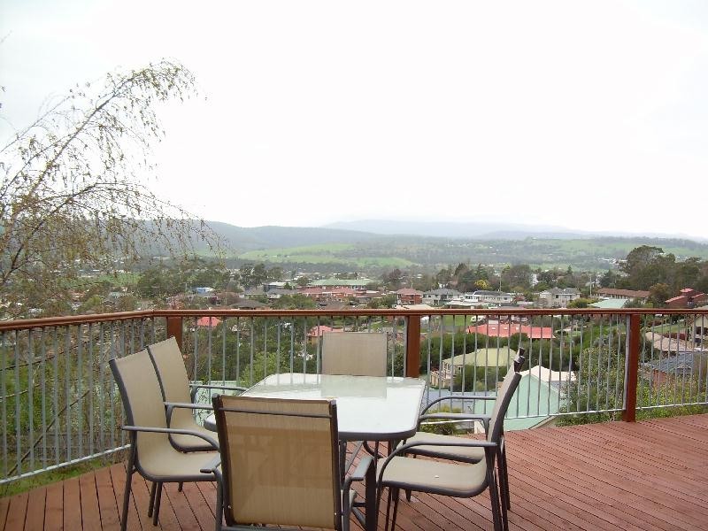 8 Kintail Crescent, Newstead TAS 7250
