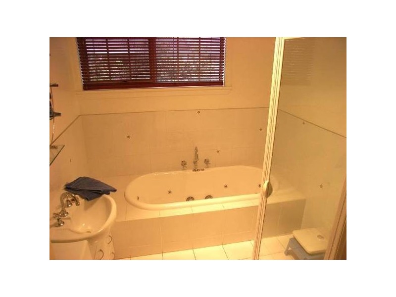 3 Hilton Place, Norwood TAS 7250