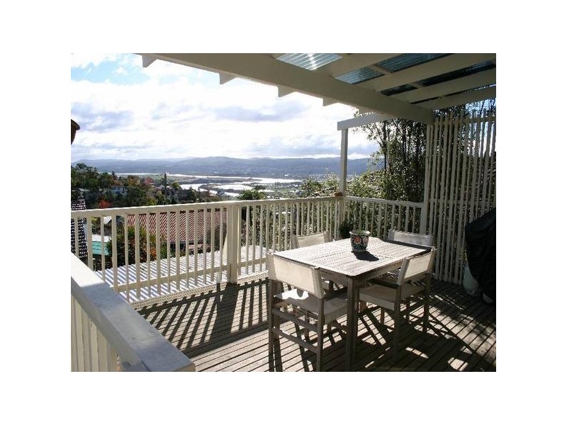 4 Fairthorne Road, Trevallyn TAS 7250