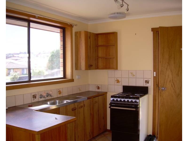 1/11 Drysdale Court, Newnham TAS 7248