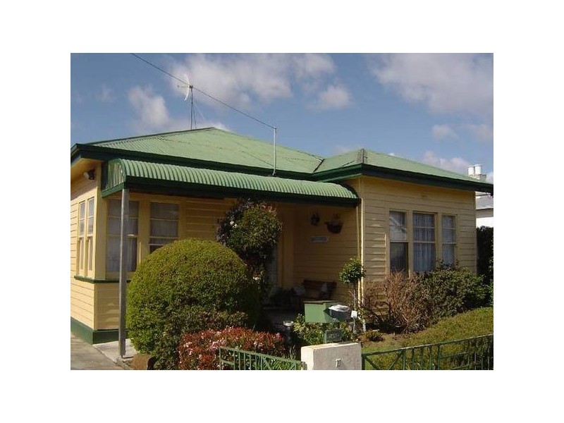 17 Waugh Street, Invermay TAS 7248