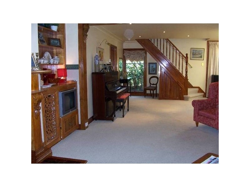 21 Flowers Crt, Newstead TAS 7250