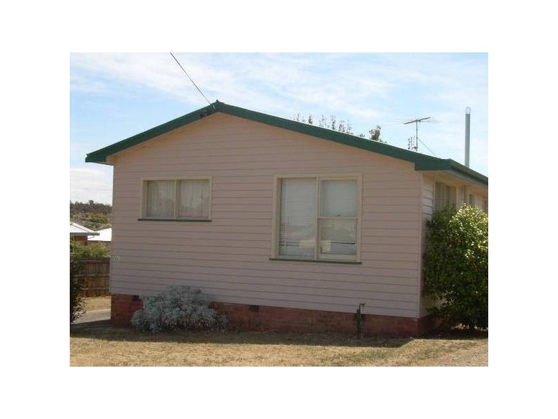 11 Booth Street, Ravenswood TAS 7250