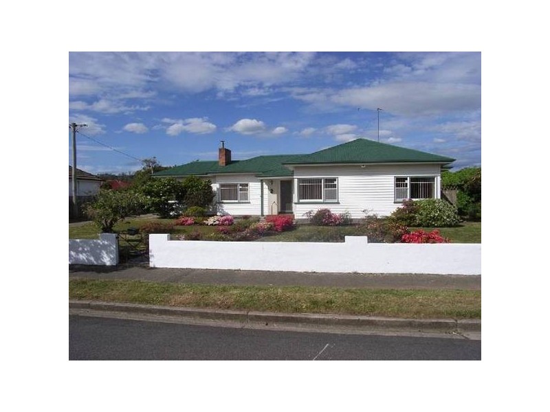 2 Calais Street, Mowbray TAS 7248
