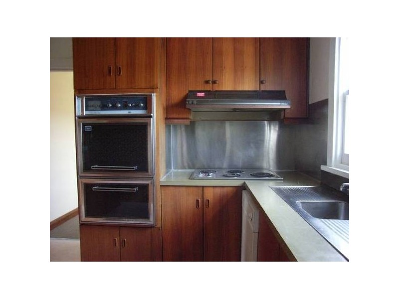 2 Calais Street, Mowbray TAS 7248