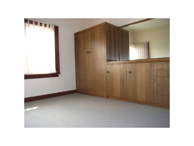 2 Calais Street, Mowbray TAS 7248