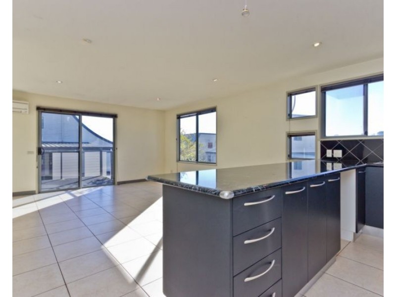 4/8 Albert Street, Youngtown TAS 7249