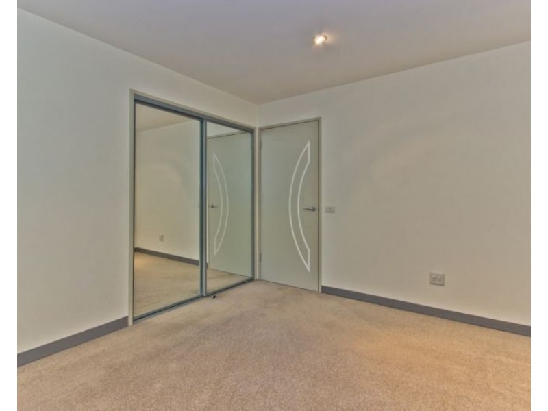 4/8 Albert Street, Youngtown TAS 7249