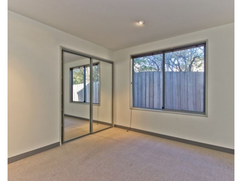 4/8 Albert Street, Youngtown TAS 7249