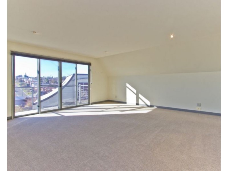 4/8 Albert Street, Youngtown TAS 7249