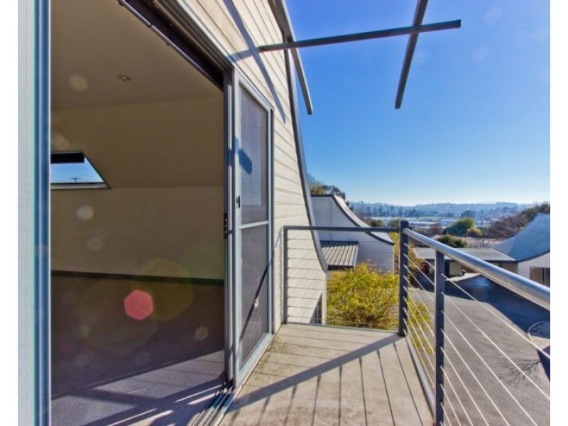 4/8 Albert Street, Youngtown TAS 7249