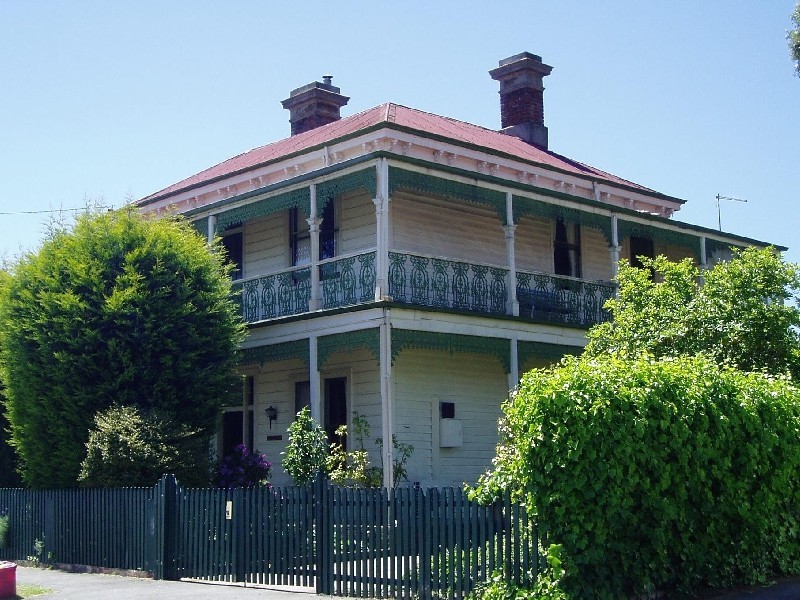 16 Albion Street, Invermay TAS 7248