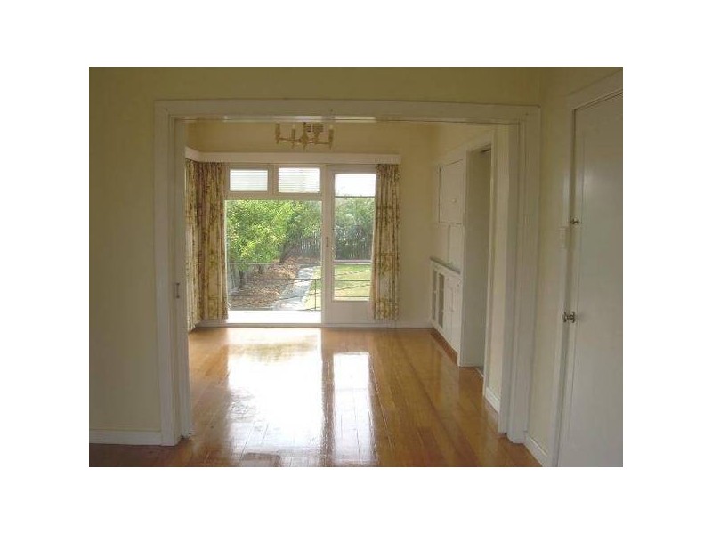 2 Banks Street, Mowbray TAS 7248