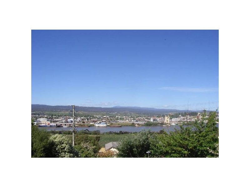 103 Bain Terrace, Trevallyn TAS 7250