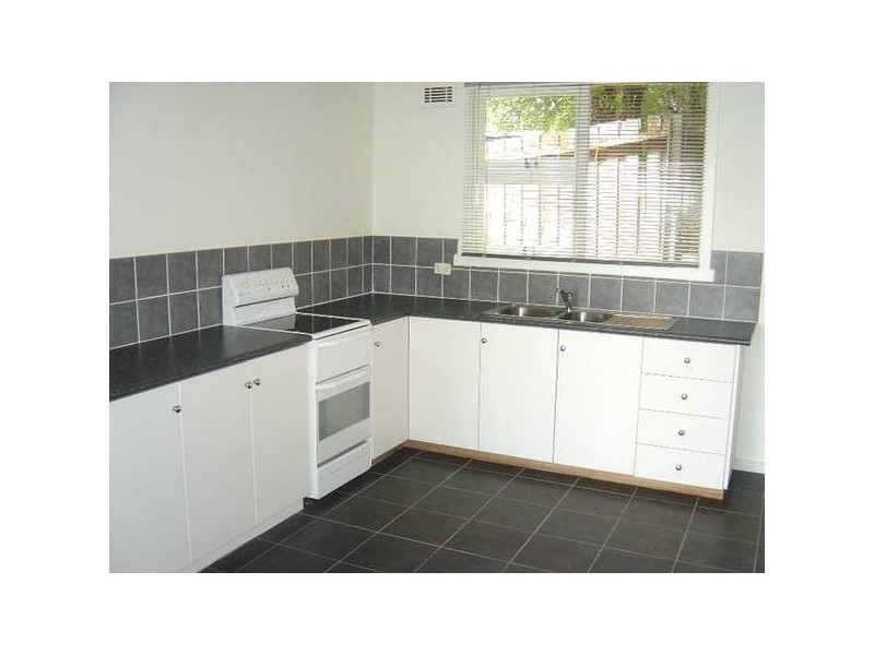 6 & 8/9a Hillside Crescent, West Launceston TAS 7250