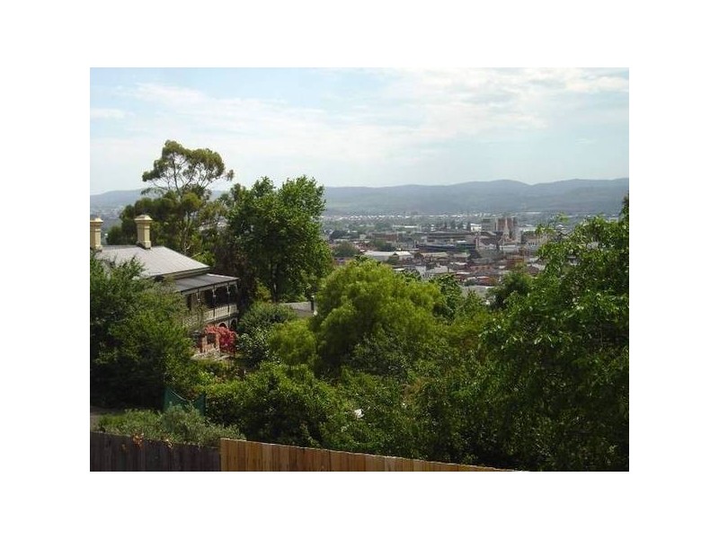 6 & 8/9a Hillside Crescent, West Launceston TAS 7250