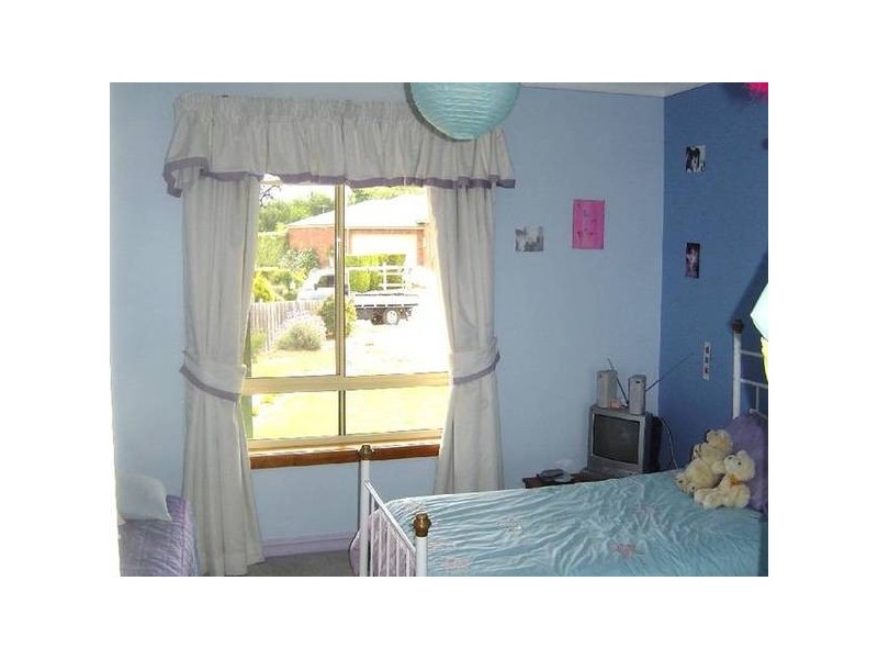 3 Campbell-smith Court, Newnham TAS 7248