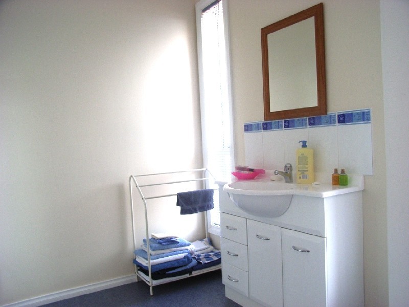 8. Dorothy Crt., Youngtown TAS 7249