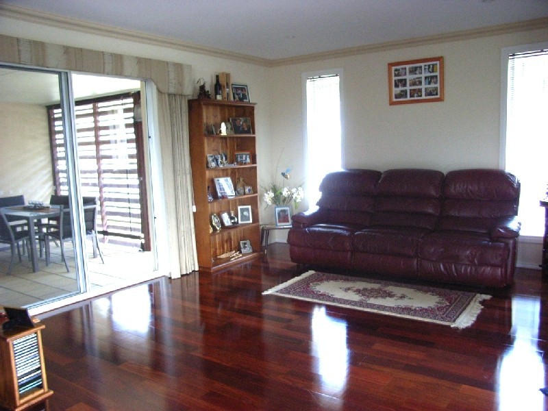 8. Dorothy Crt., Youngtown TAS 7249