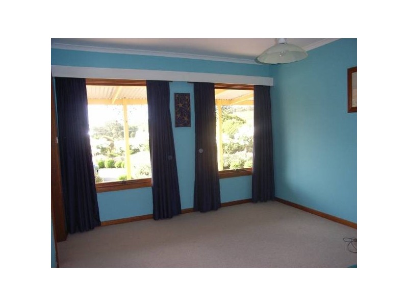 8 Meika Court, Swan Bay TAS 7252