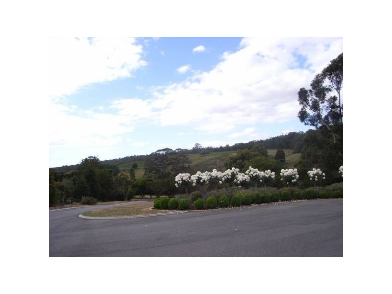 8 Meika Court, Swan Bay TAS 7252