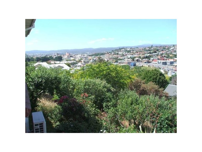 18 Rocklynn Place, West Launceston TAS 7250