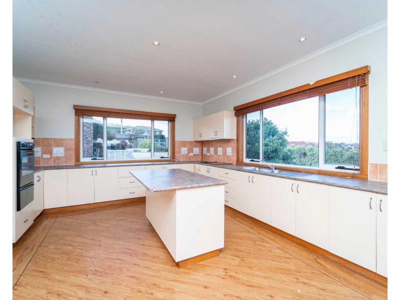 3 Monet Place, Newnham TAS 7248