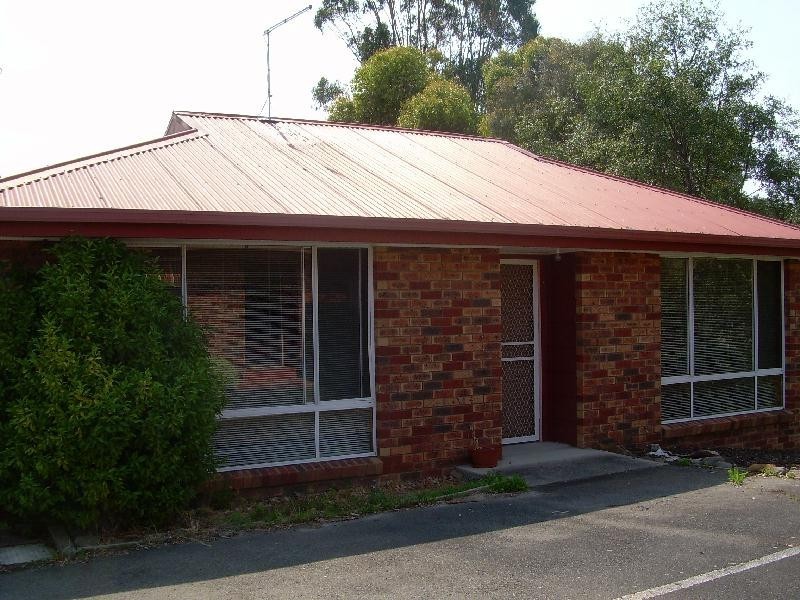 4/72 Franmaree Road, Newnham TAS 7248