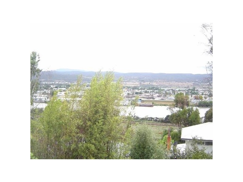 80 Bain Terrace, Trevallyn TAS 7250