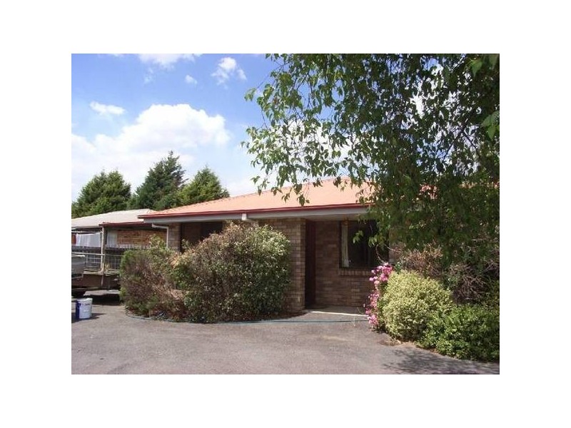 1/2-4 Newnham Close, Newnham TAS 7248