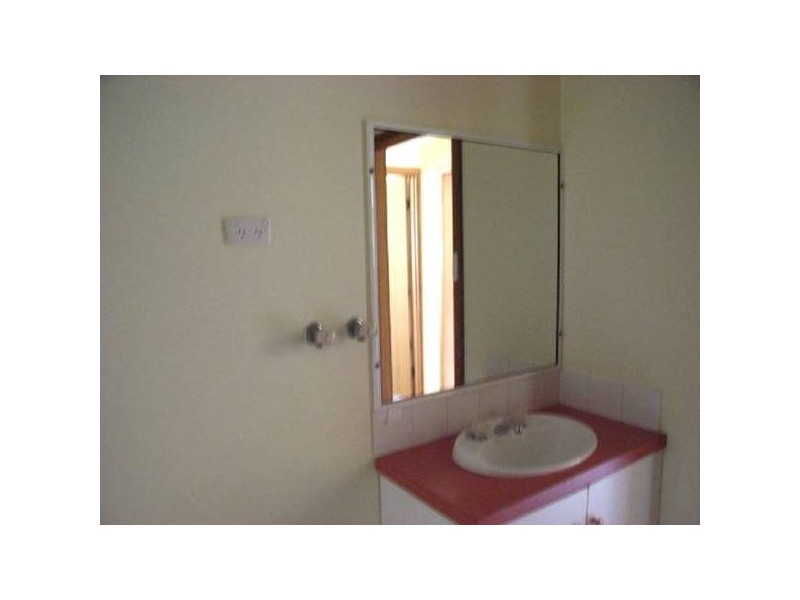 1/2-4 Newnham Close, Newnham TAS 7248