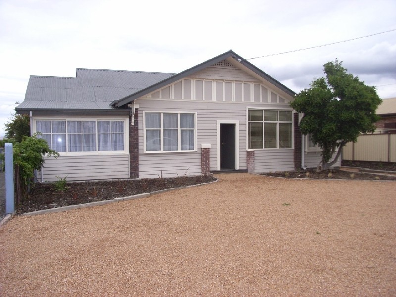 21 Button Street, Mowbray TAS 7248