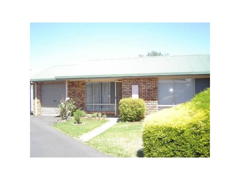 2./9. Pultney Street., Longford TAS 7301