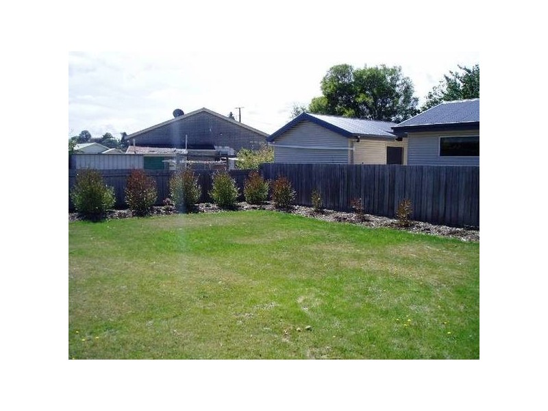8 Rosslyn Road, Invermay TAS 7248