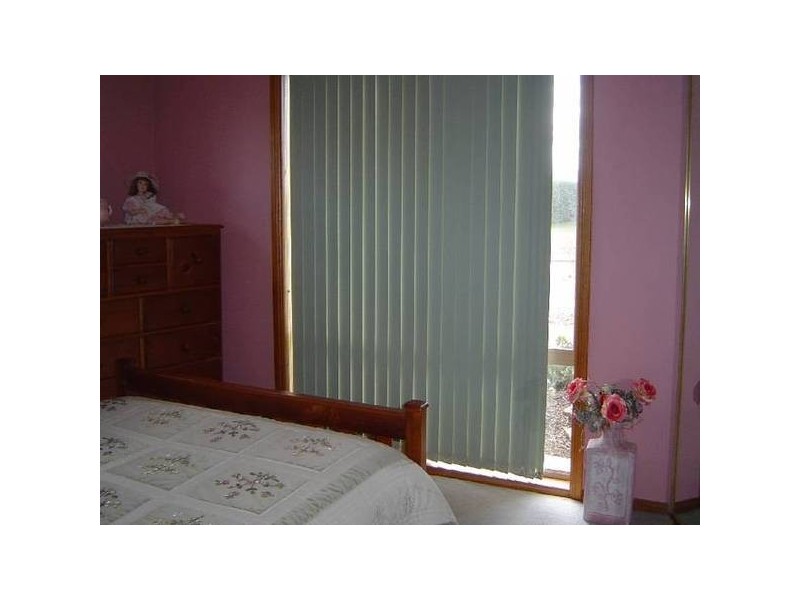 1. Honeysuckle Grove., Evandale TAS 7212