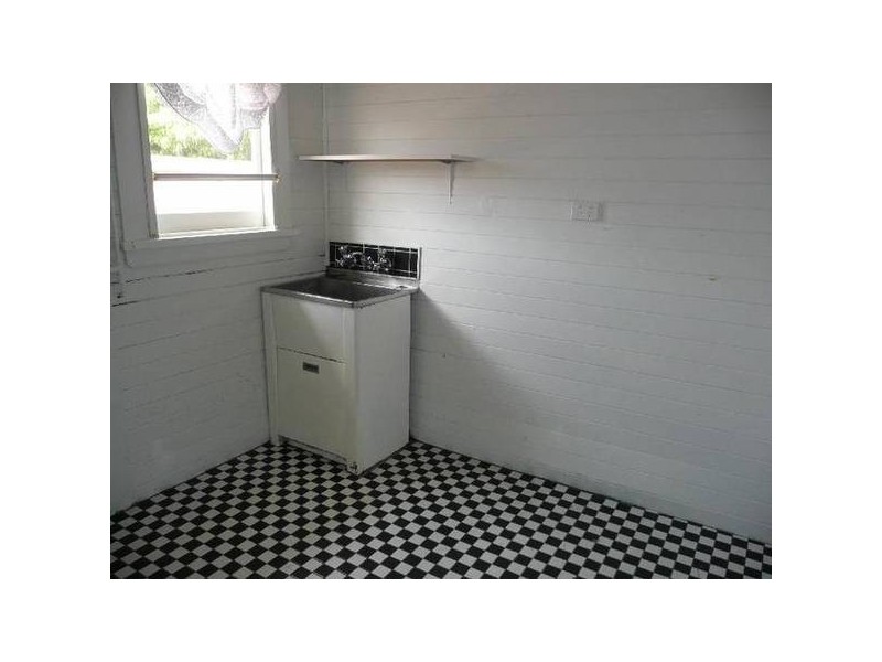 2 Calais Street., Mowbray TAS 7248
