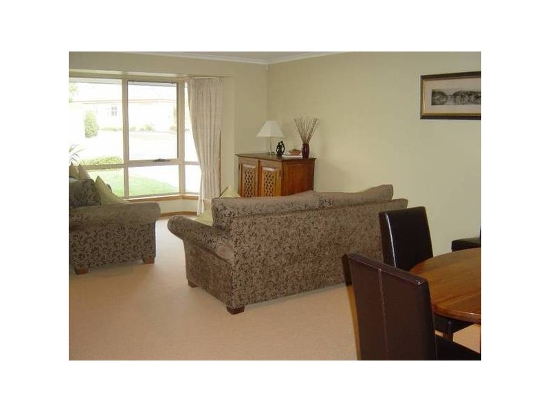 28 College Street, Newstead TAS 7250